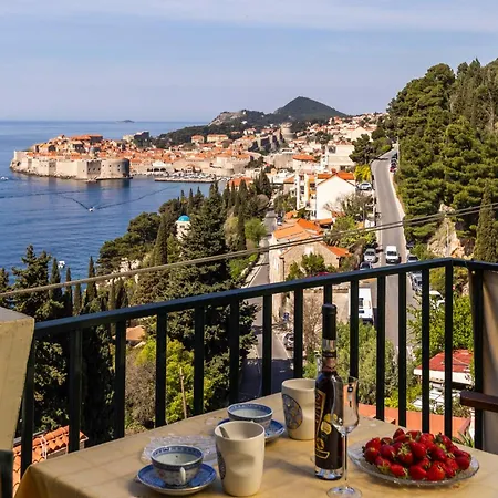 Golden Creek Magic View Ragusa